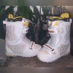 Burton Axel Womens Snowboarding Boots